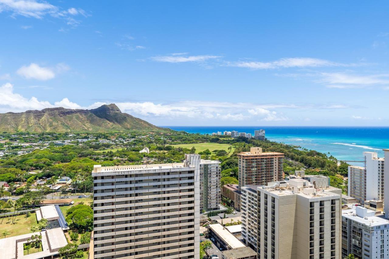 Апартаменты Waikiki Banyan W-Ocean Views With Free Parking! Гонолулу Экстерьер фото